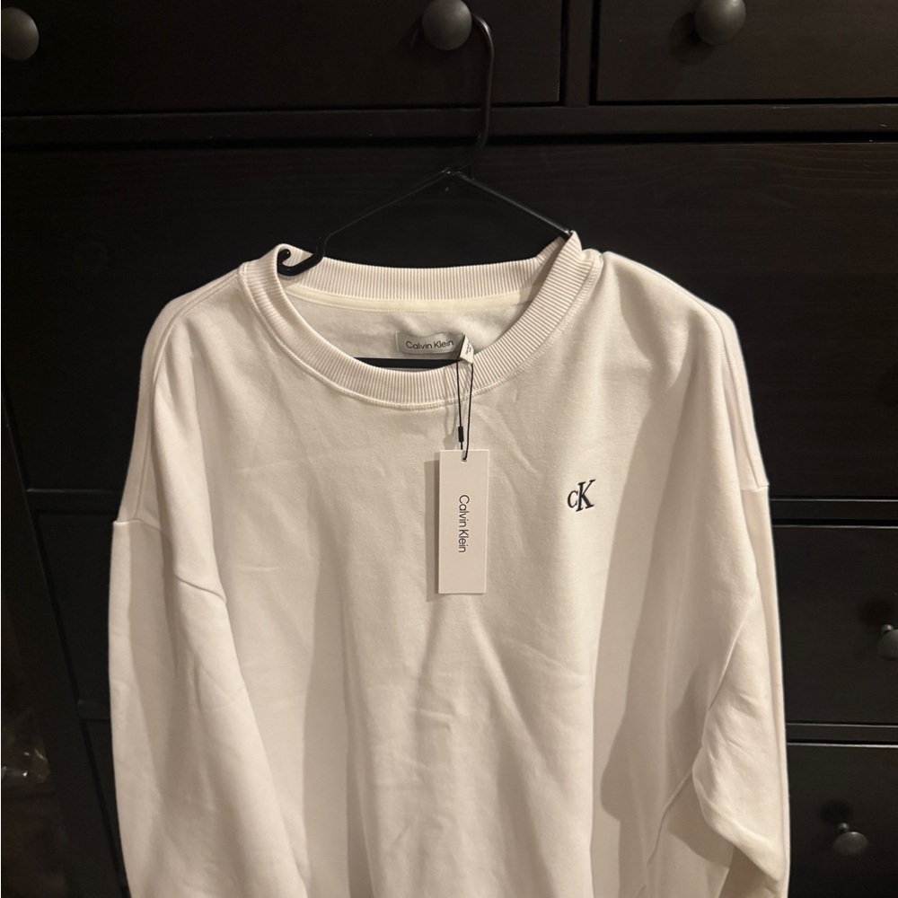 Calvin Klein Brilliant White Top